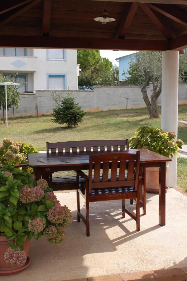 Apartments With A Parking Space Valbandon, Fazana - 7296 Штинян Екстер'єр фото
